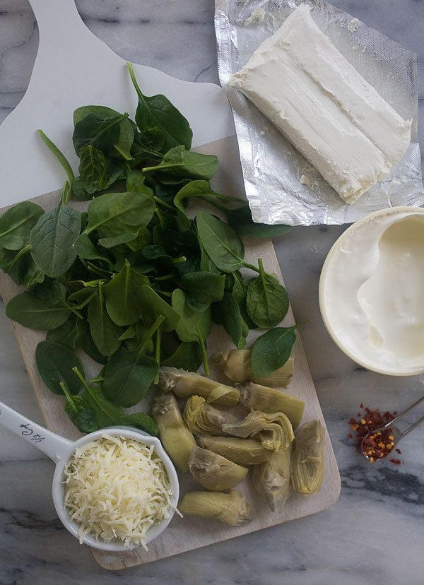 pbstv:  pbs-food:  Spinach and Artichoke Dip Recipe | PBS Food  Looks so delicious!