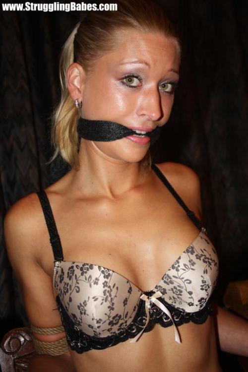 nowheretohide14:  Uma from Struggling B. adult photos