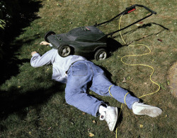 jafaklas: qelle:  death by lawnmower by domestictrouble on Flickr.   dont understand the meaning, but I just have to reblog it :D 