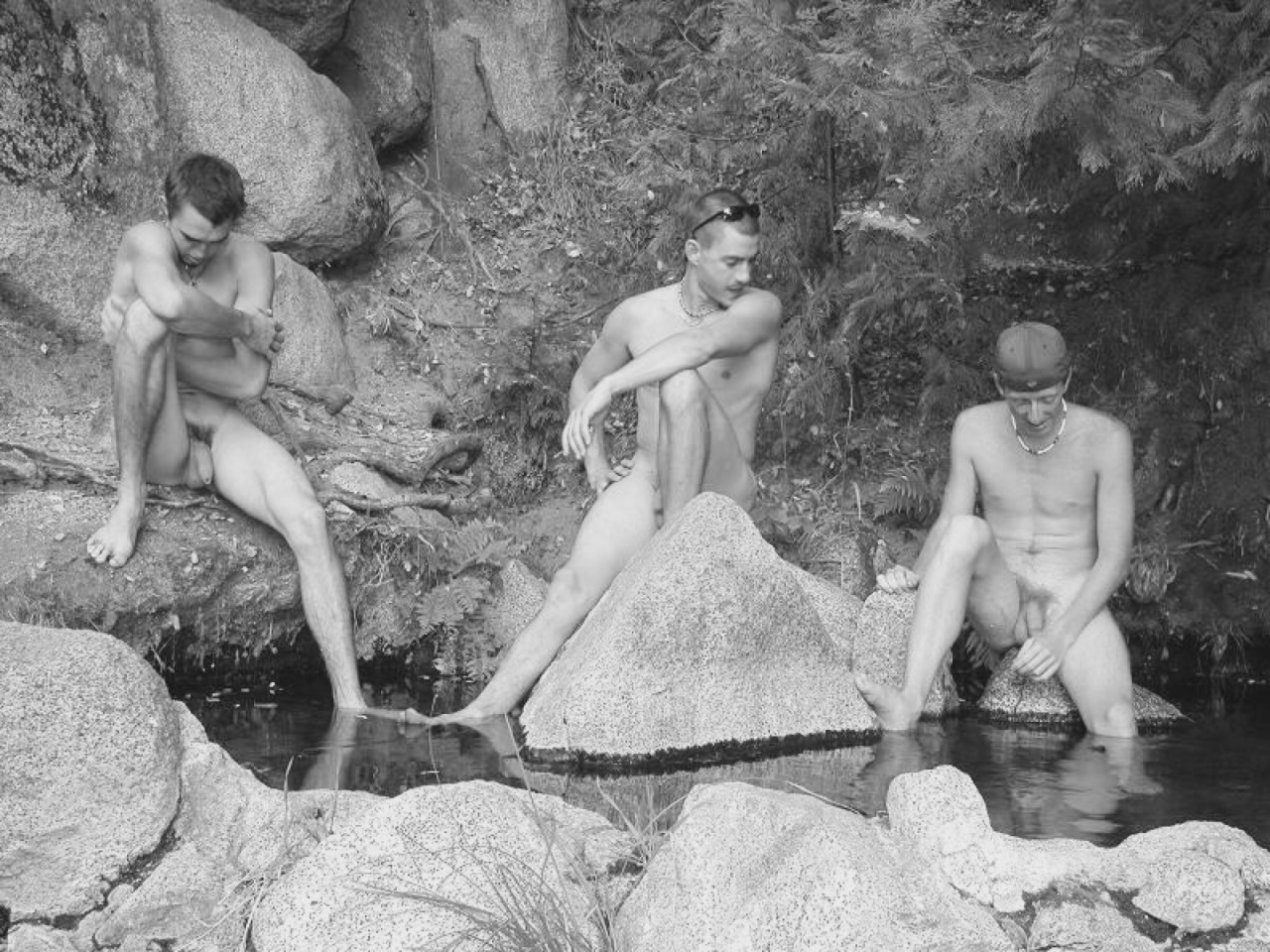 lille-jo:  Like Gods resting …