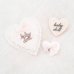 Lululalolita:  🎀 Babydoll Pins By @Dollymilk + Heart Pin By @Littlepinkkittenshop