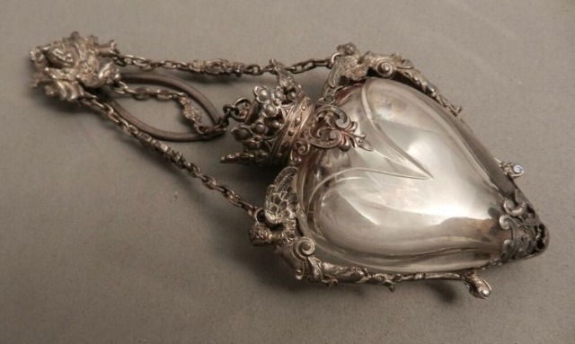 julietjardin:18th Century German chatelaine scent bottle, hand finished crystal,