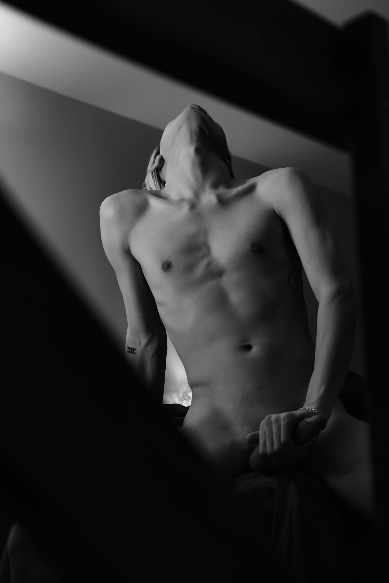 thesexualmindoftruong:    Me  ByJeff LegereSnapchat: sexualtruongFollow me on Instagram