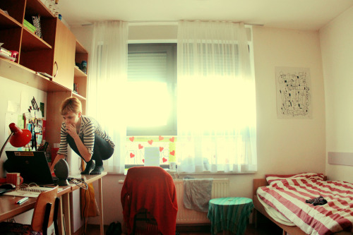 o0she0o:  my roommate 