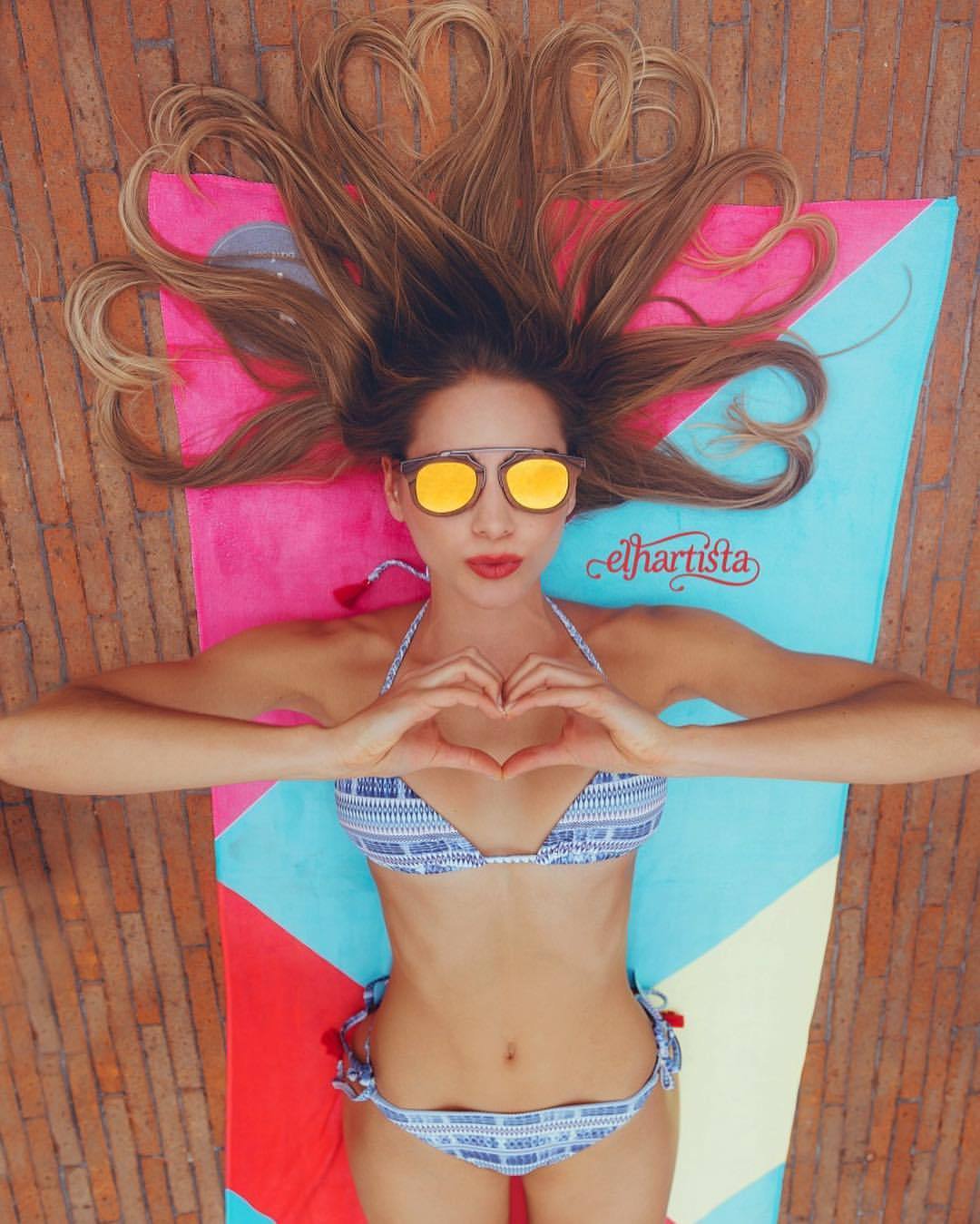 elhartista:  FELIZ DÍA  