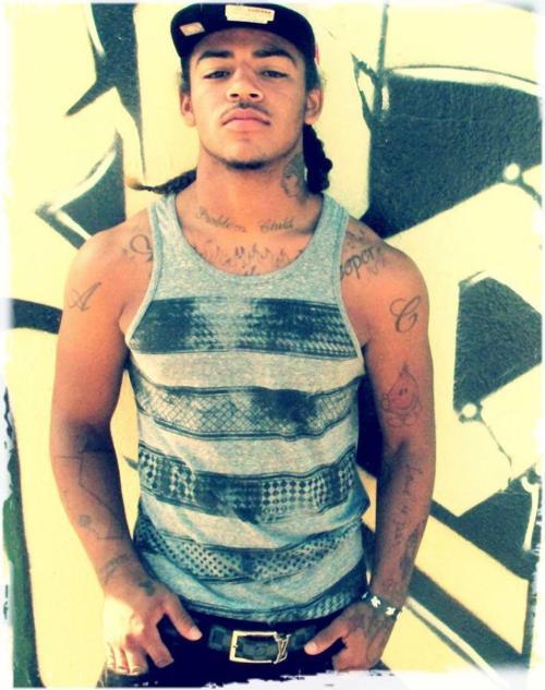 gotdatass:  takethatdicknigga:  Abdulguapo follow —-> takethatdicknigga.tumblr.com  It’s little lol 