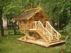 Coolest. Playhouse. EVER.