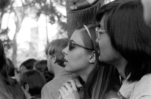 refavorited: Candids by Nick DeWolf from Cambridge Common one May day in 1970.
