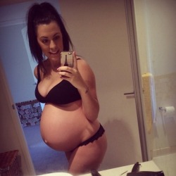 playfulpregnants:   Full Gallery - CLICK HEREIf you rather get laid - CLICK HERE  sexy.com