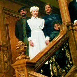 wekk:Costumes worn by butlers and maids in Titanic (1997) dir. James Cameron (requested by anonymous