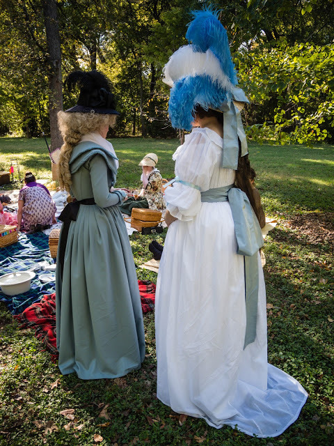 petitedeath:jeannepompadour:Women in late 18th century costume including a redingote and a “robe a l