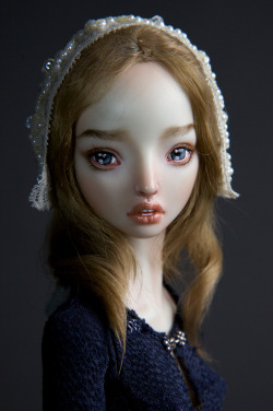 lilbuttshorty:  sixpenceee:  Dolls by Artist