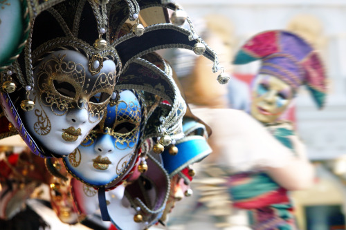 originalsbyitalia:  #2014 #CarnevaleDiVenezia, #Italia ★✩★ #Wonder and #Fantasy #Nature ★✩★ #Venice #Carnival #Masquerade #Festival #Italy  ★✩★ February 15th - March 4th, 2014 ★✩★ #Costumes #Masks