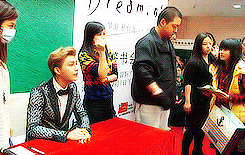 dearaaronyan:  Aaron Yan Event | Taipei Dreamin’ Signing Session in Shanghai (20131201)