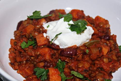 Vegan Chili I am so happy to finally share this recipe! Ingredients 1 medium yellow o