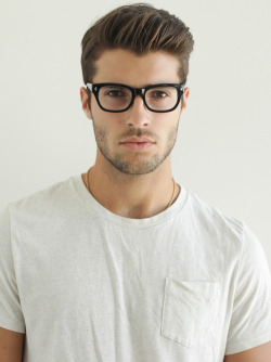 mancrushoftheday:  Reblogged via The Man Crush Blog / Facebook / @man_crush