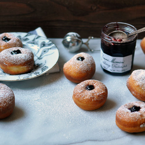 Sex ransnacked:  jam-filled bombolini/sufganiyot pictures