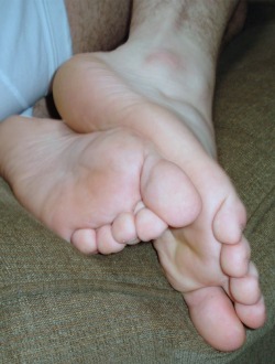 dirtymalefeet:  #malefeet #malesoles #feet #soles 