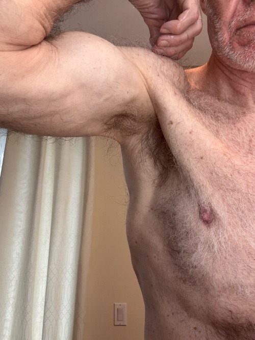 Get Up In There Into Daddys Pits