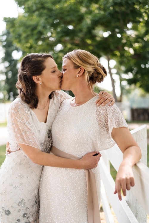 themrsandmrsblog: Natalie &amp; Rachel’s wedding