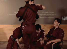 kiihyun: minhyuk is all about the hips