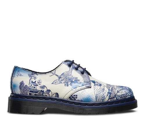 lesstalkmoreillustration:Dr. Martenshttp://www.drmartens.com/uk/collaborations/willowFollow us on In