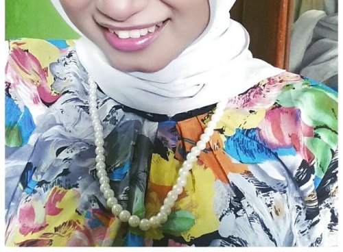 busrasilka: kayrool80: jeplucky: melayuterkutuk: Tetek besar teruk ni Ko Trbaik tetek Nk knl bole