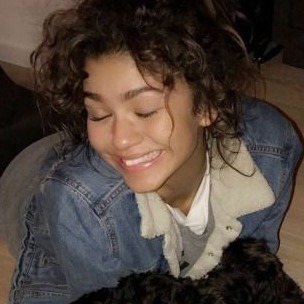Zendaya Icons Without Psd. Rt Or Reblog If U Save Pls