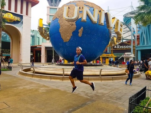 Let's Go!!! #traveller #singapore #sentosa #universalstudios #holiday #instatraveller #instapost #instalike