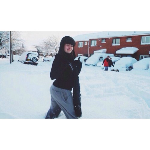 #tbt December 2010. snow snow snow! #me #snow #december #throwback #thursday #girl