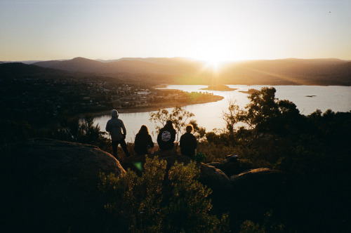 Take care of your mates.Jindabyne 2020.Minolta Riva 70W - Kodak Colorplus 200.