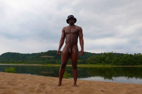 nyctoney:   Every Night at Midnight (est) 12 Hott Movies to get you OFF  Want to see more? Follow me on Tumblr Looking for a few Good Men? 