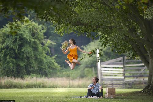 astonishingjack:tepitome:Ballet Dancers in random situations by Jordan Matterptrnsnt