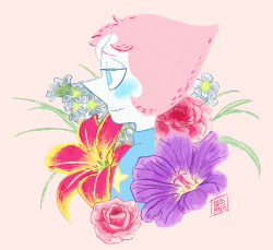 tesspng:  Pearl + Flowers 