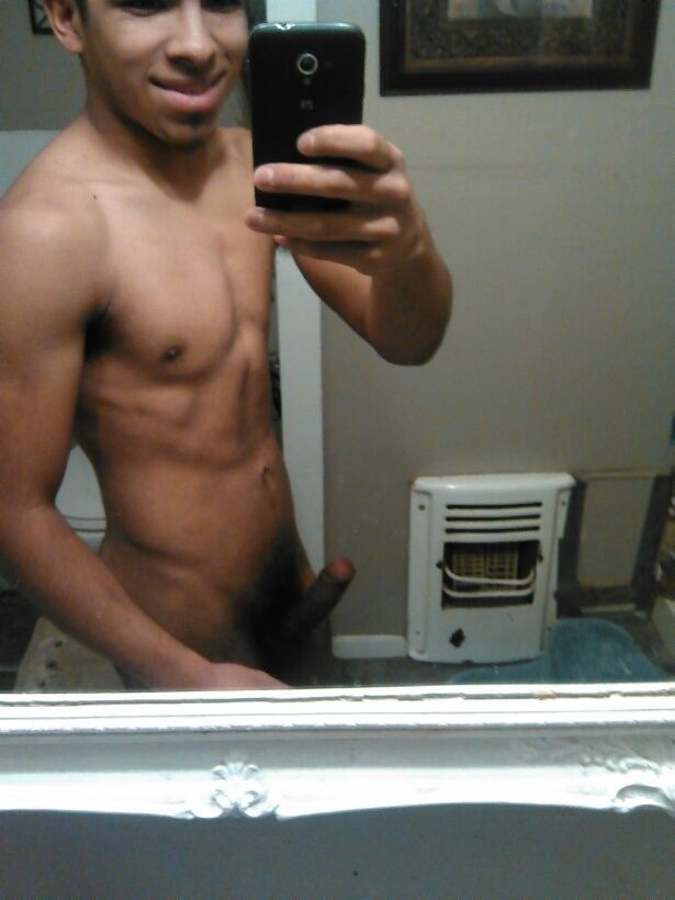 exposingkiks:  Kik johnybcute