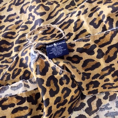 Finally saying goodbye (but definitely not throwing away!) to one of my favourite Ralph Lauren leopard print pillow cases … You served me well for the past two decades and you’ve been a big part of my life and has seen a lot of what I have been...