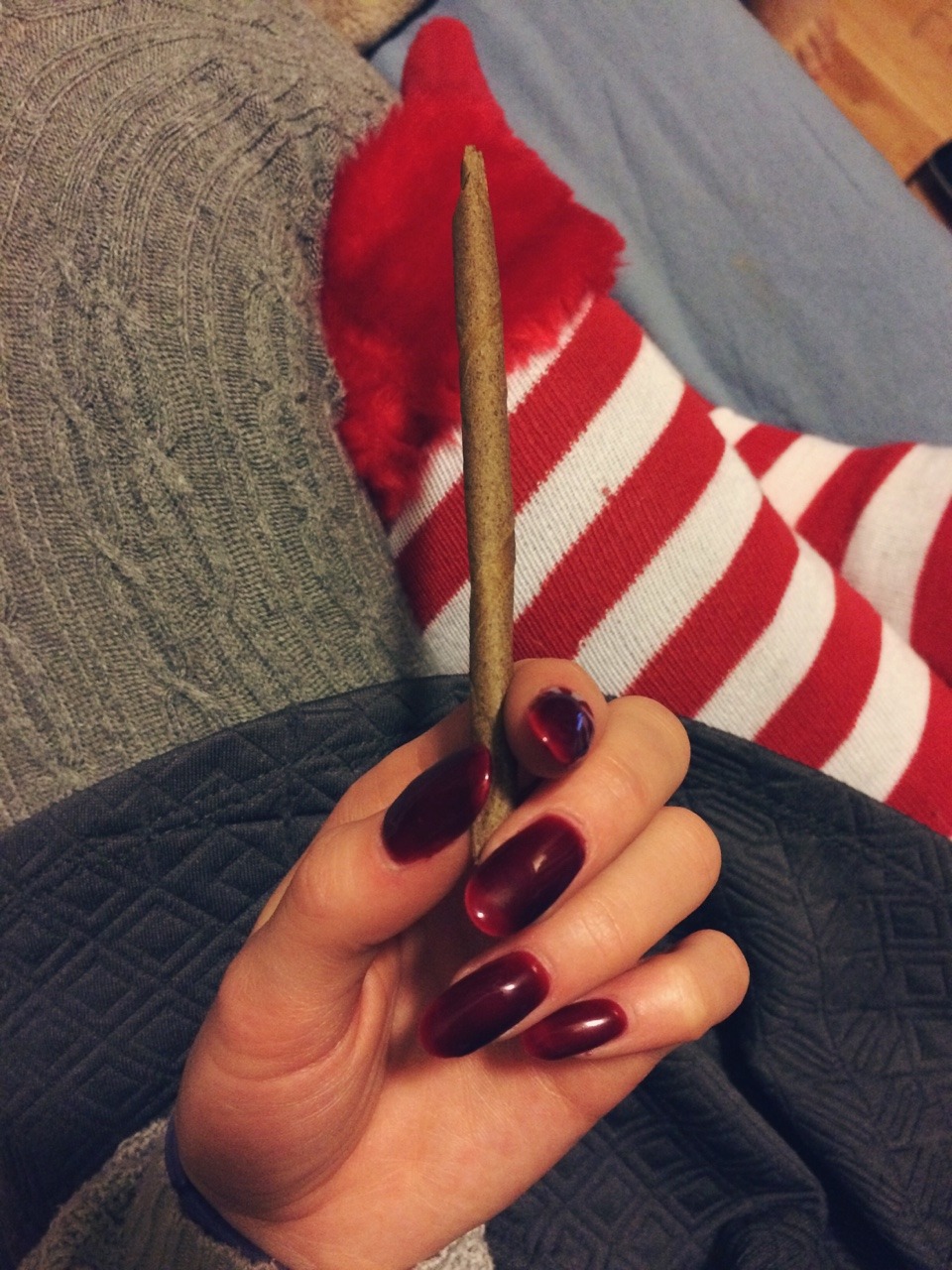 buthaveyoutriedweed:Christmas Eve-Eve blunt