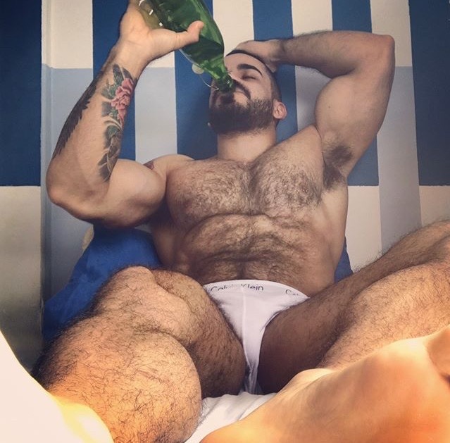 beardburnme:  pedrao_gyn Instagram