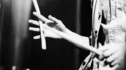 avengersirwin:  “I play guitar but she’s into drummers…” 
