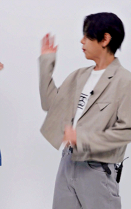 "Hello, I Am Daehyeon. From Now On I Will Try To Captivate You With My Charms."