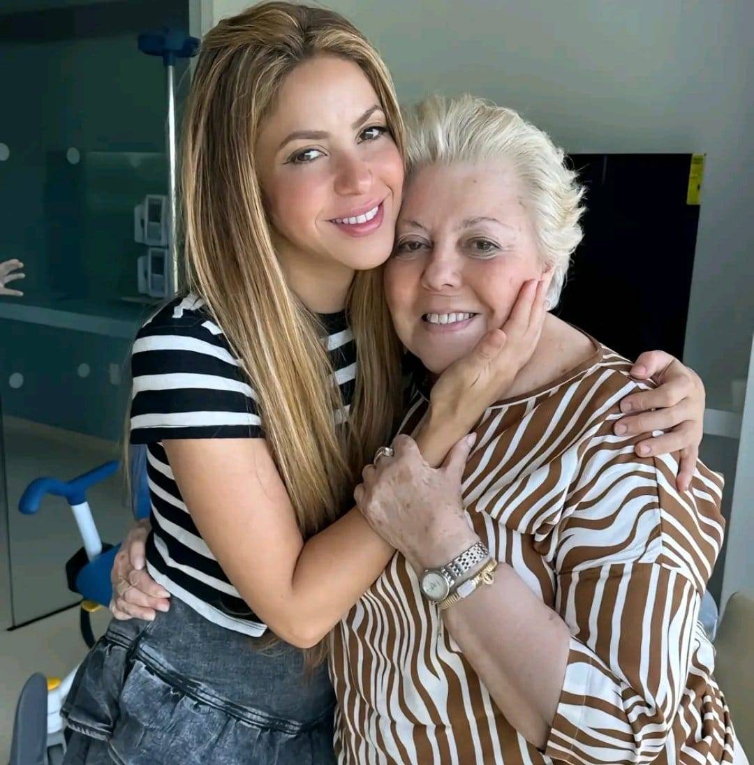 ♡ Shakira Fan Page ♡ — New photos | Shakira with her mom Nidia Ripoll in...