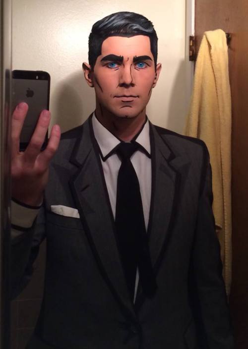 quirkilicious: coreymonster: atomskdluffy: jefflaclede: Lana WHAT THE FUCKDUDE YOUR MAKEUP SKILLS AR