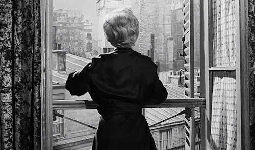 classicfilmsource: Joanne Woodward in Paris Blues (1961) dir. Martin Ritt