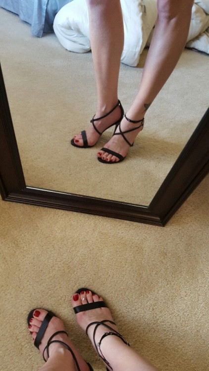 danimilf77:  I did get the sexy sandals, but in black… Hope you still approve 😘