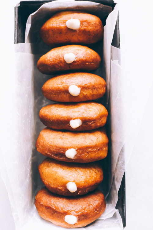 VEGAN BOSTON CREAM DOUGHNUTS