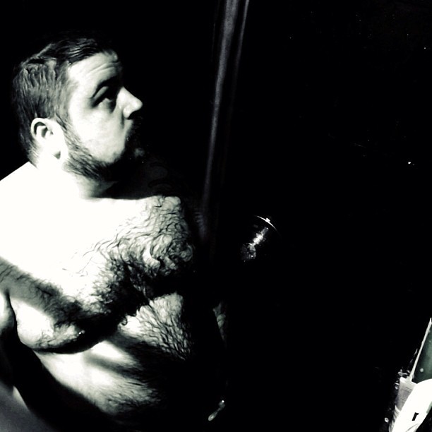 woofioso:  Good morning IG’ers!!! Shower time!!!!! (en Happy Bears home)