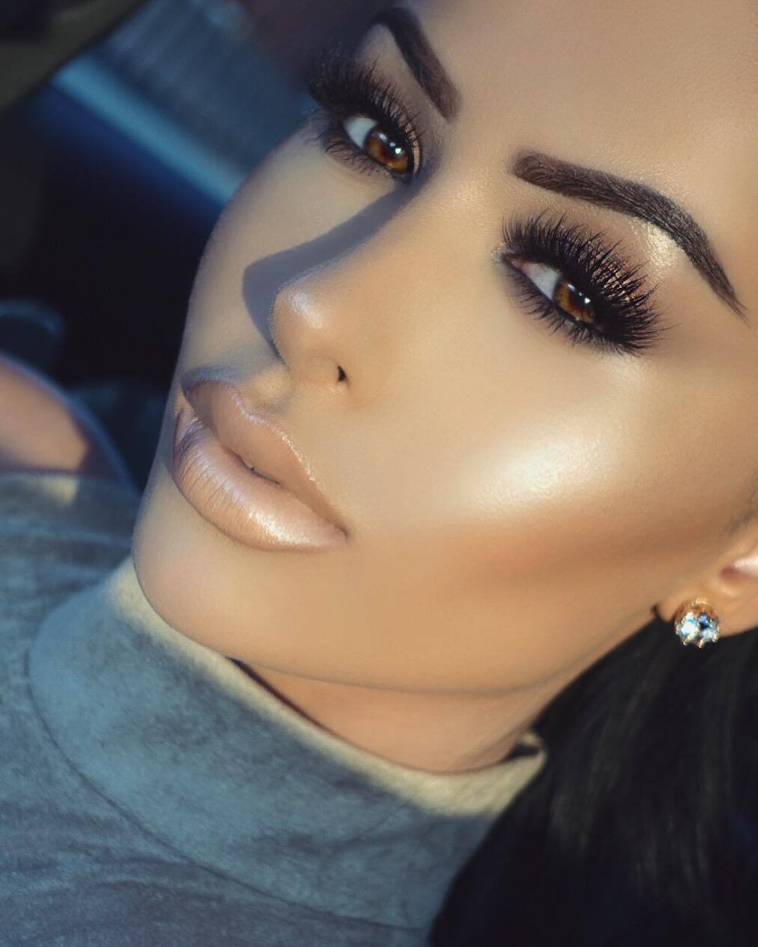 makeuphall:  IG: amrezy I stay lit