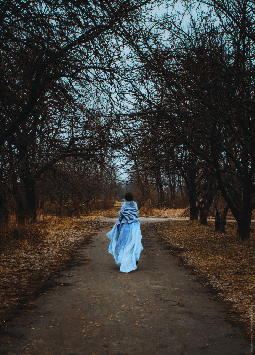 marisya-myanovska:  Wuthering HeightsPh: Marisya Myanovska