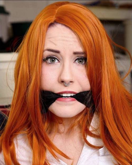 sensualhumiliation:  CAPTIVE and SCARED