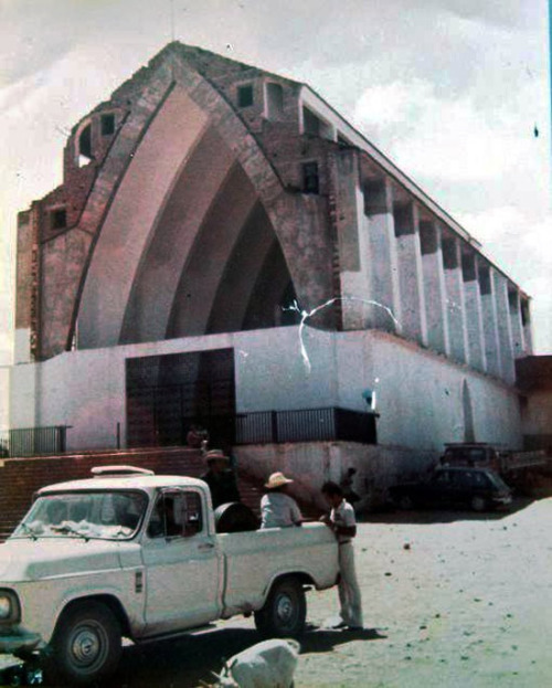 abandonedography: Petrolandia is home to one of Brazil’s largest hydroelectric power plants—during construction, entire towns were moved to higher ground due to flooding. One vestige of the old landscape still remains: the arches of a church that